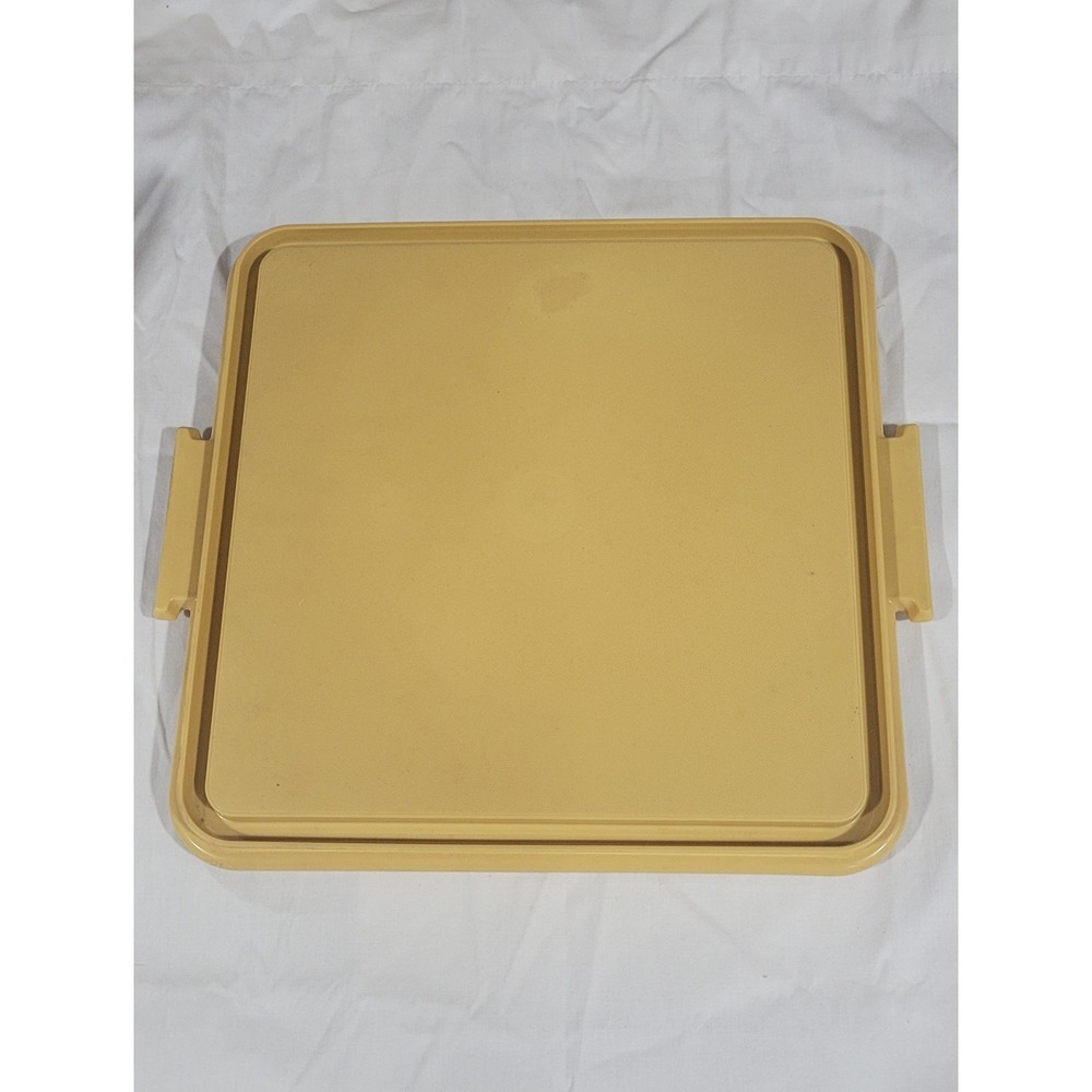 Tupperware 1241-3 square cake replacement plate base